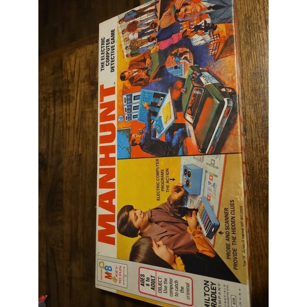 Milton Bradley Manhunt 1972 Vintage Computer Detective Game Complete Set